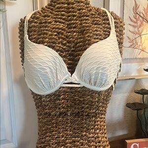 2pc Elegant White Textured Bra and bottom